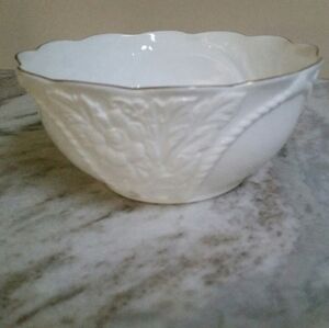 Pfaltzgraff Bone China Serving Bowl White